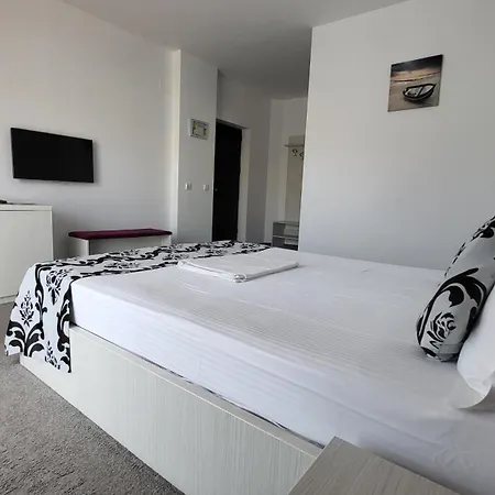 Zara Guest house 4*