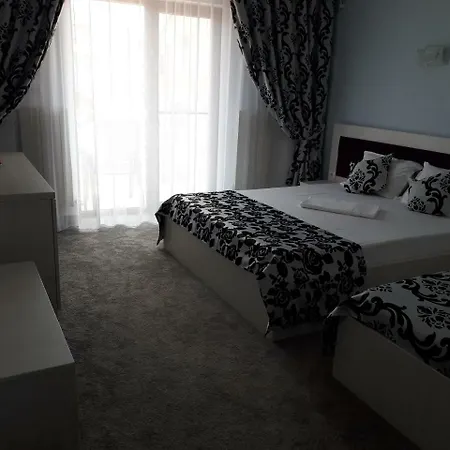 Zara 4*